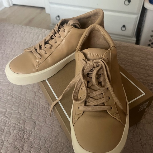 Vince Gabi Sneakers EUC - Picture 2 of 2